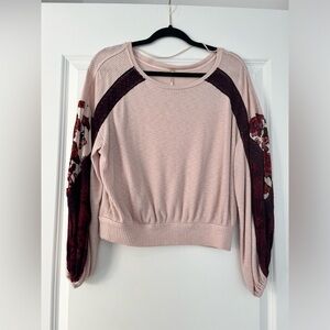 Free People 🩷 Pink & Burgundy Bell Sleeved Long Sleeve Blouse - Size XS